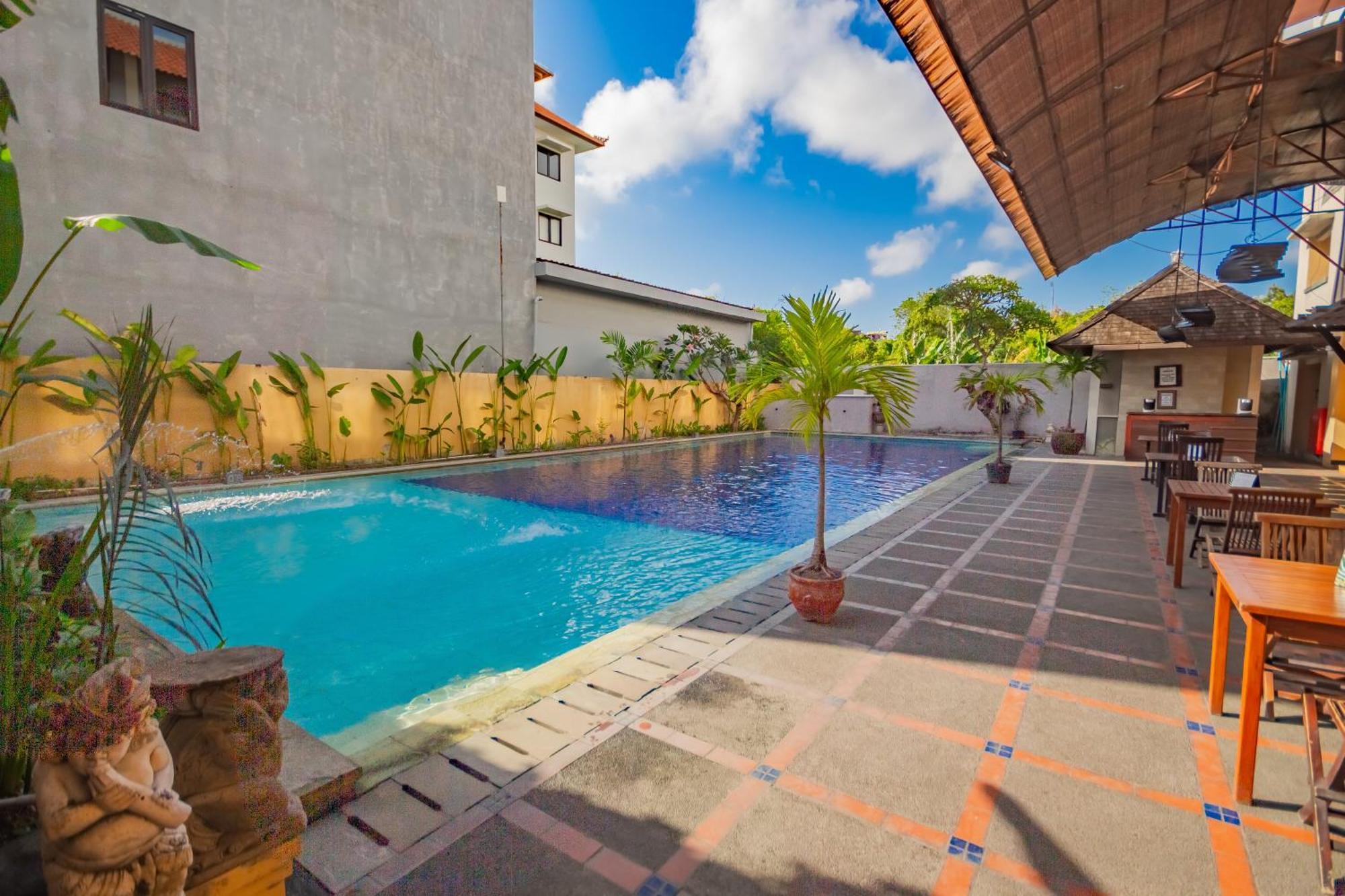 Grand Santhi Hotel Denpasar  Exterior photo